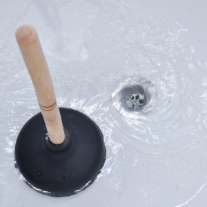 Advantages and disadvantages of Chemical Drain Cleaners